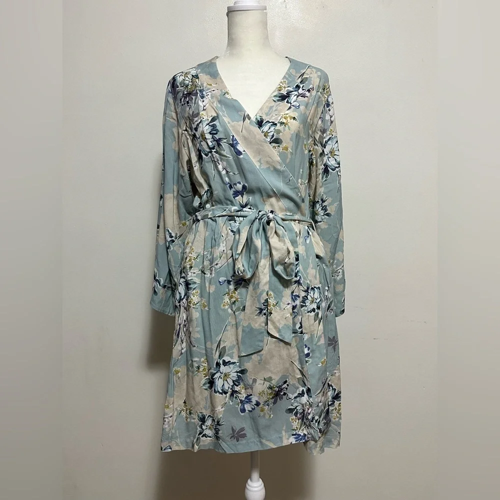 Yumi Kim Dream Lover Floral Belted Robe in Daydream Powder